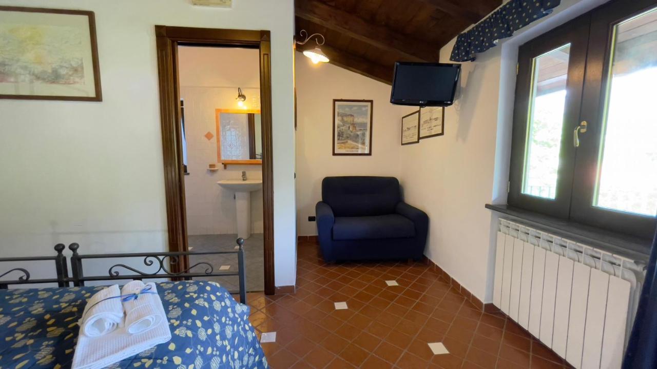 Agriturismo La Casa Del Ghiro Pimonte Exterior foto
